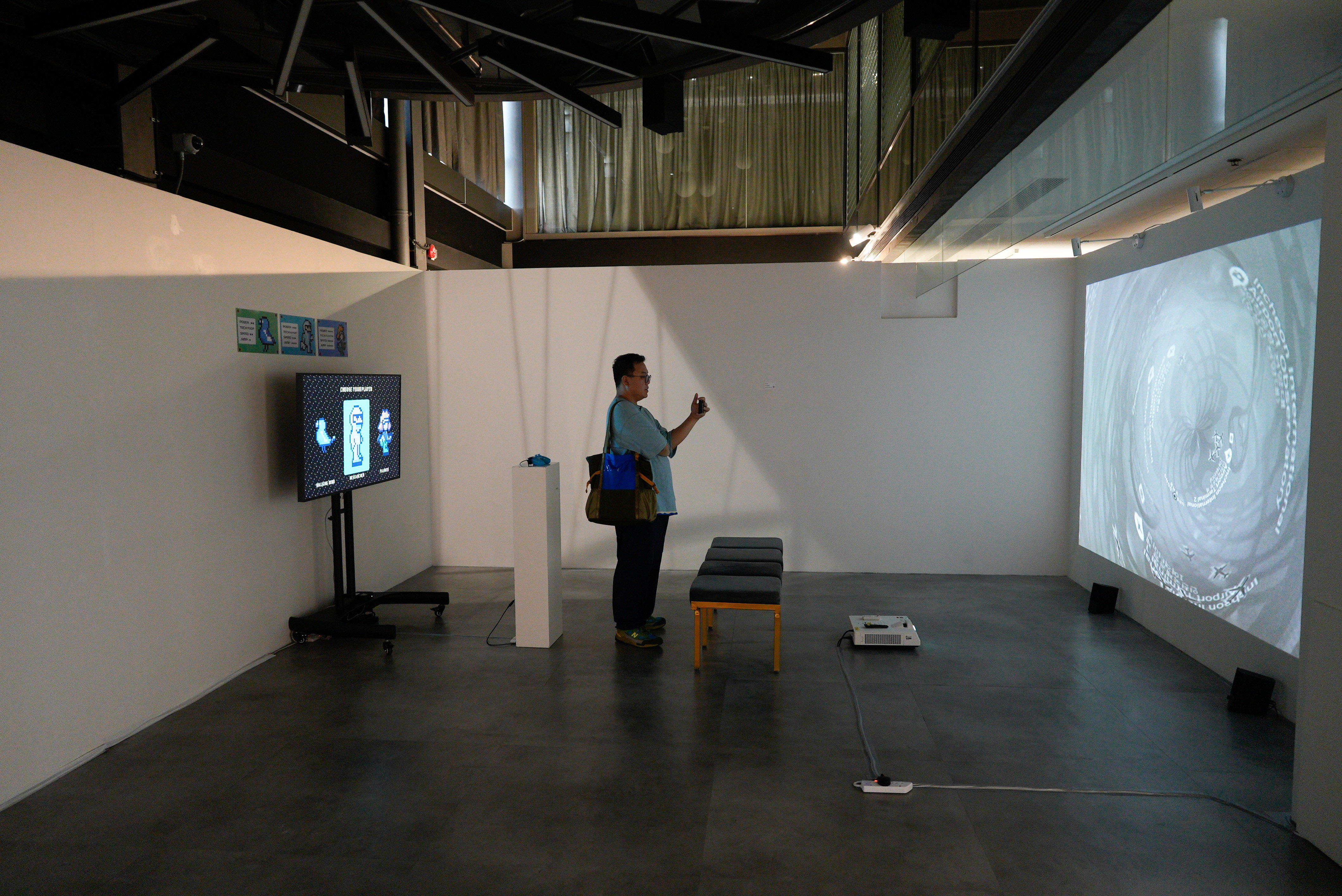 Audience watching Perceive (Panorama) by Kohui
